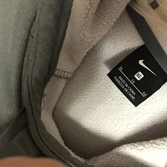 Nike xl - Picture 2 of 3